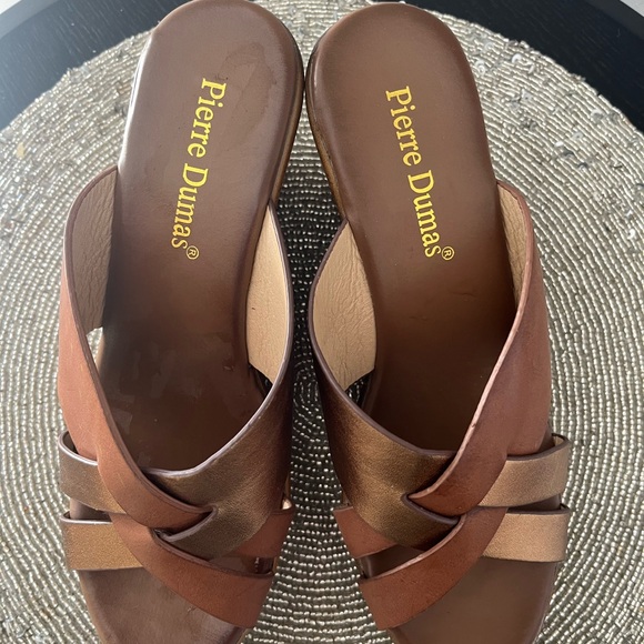 Pierre Dumas Platform Wedge Sandal 7 - Picture 3 of 4